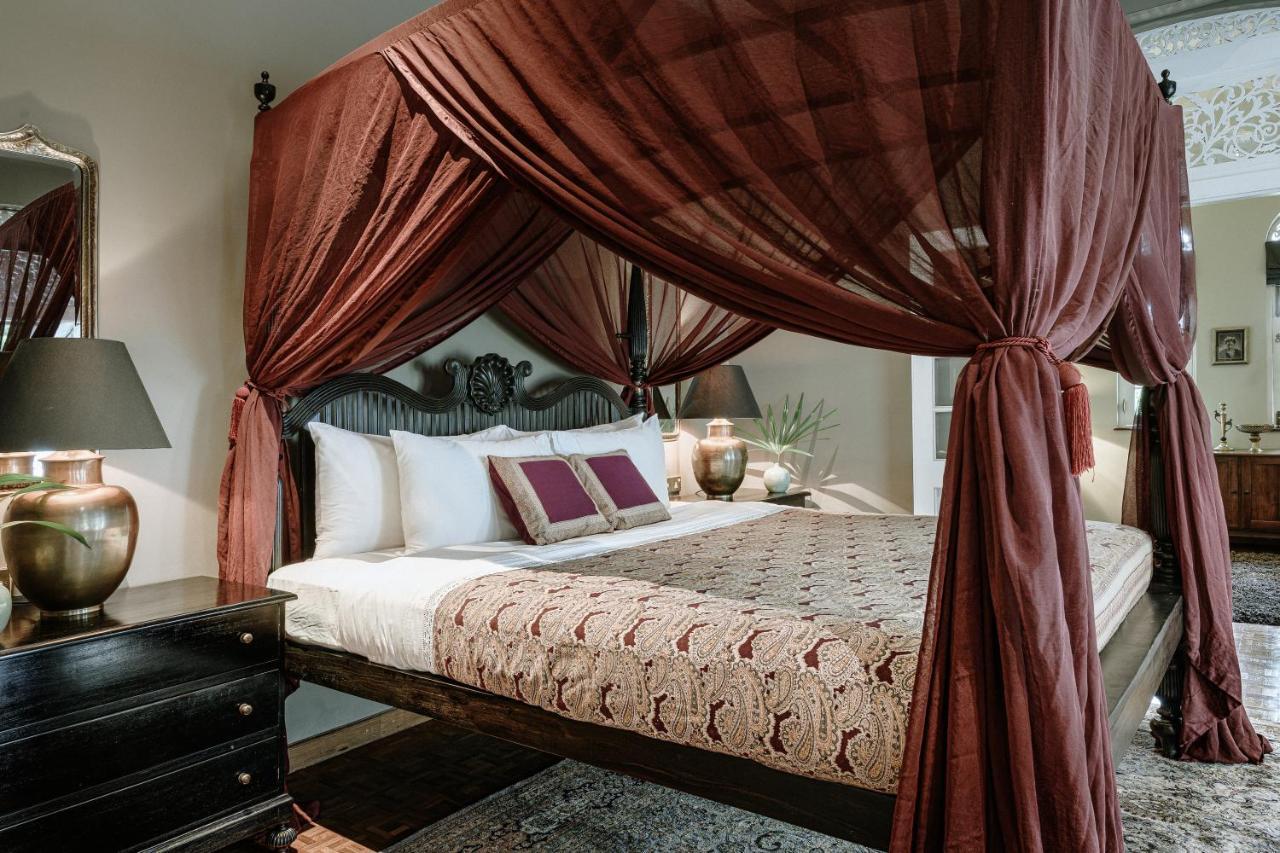 Maniumpathy Hotel Colombo Extérieur photo